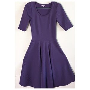 XS LuLaRoe Amelia dress, solid purple